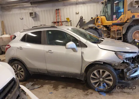 2017 Buick Encore Essence z USA, uszkodzony, nr VIN KL4CJCSB0HB118893